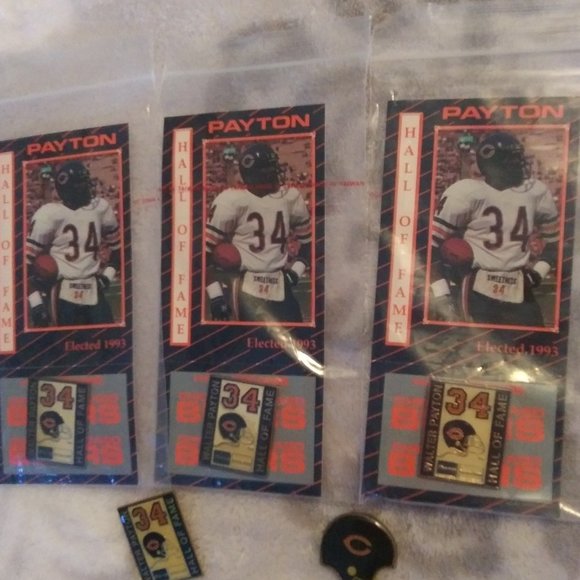 Walter Payton Hall of Fame Cards & Pins & Chicago Bears Helmet Pin - Picture 2 of 6